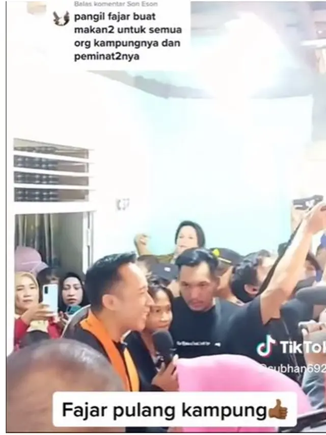 7 Momen Fajar Sad Boy Pulang ke Gorontalo Bareng Denny Cagur, Disambut Heboh