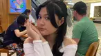 Punya rambut panjang, gadis dengan nama lengkap Nasha Anaya Putri Valentina Pasha ini sering menata rambutnya dengan gaya ikat tengah. Untuk menambah kesan manis, Nasha kenakan pita di warna abu-abu di rambutnya. Okie Agustina ungkap anak ketiganya ini pemalu, namun bukan berarti Nasha Anaya tidak eksis di depan kamera. Nasha cukup sering unggah fotonya di Instagram. (Liputan6.com/IG/@nasha.anayaa)