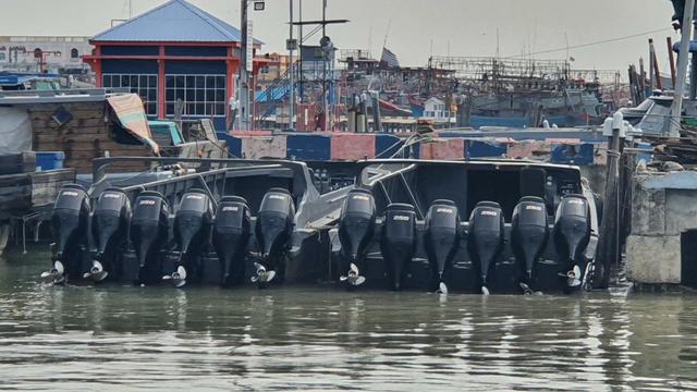 Kapal HSC yang digunakan untuk menyelundupkan rokok disita bea cukai sebagai barang bukti: (Foto: Liputan6.com/Bea Cukai-Ajang Nurdin)