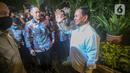 Ketua Umum Partai Gerindra Prabowo Subianto menerima kedatangan Ketua Umum Partai Demokrat Agus Harimurti Yudhoyono di kediaman Kertanegara, Jakarta, Jumat (24/6/2022). Pertemuan antara Partai Demokrat dan Partai Garinda tersebut untuk mempererat komunikasi dan silaturahmi. (Liputan6.com/Faizal Fanani)