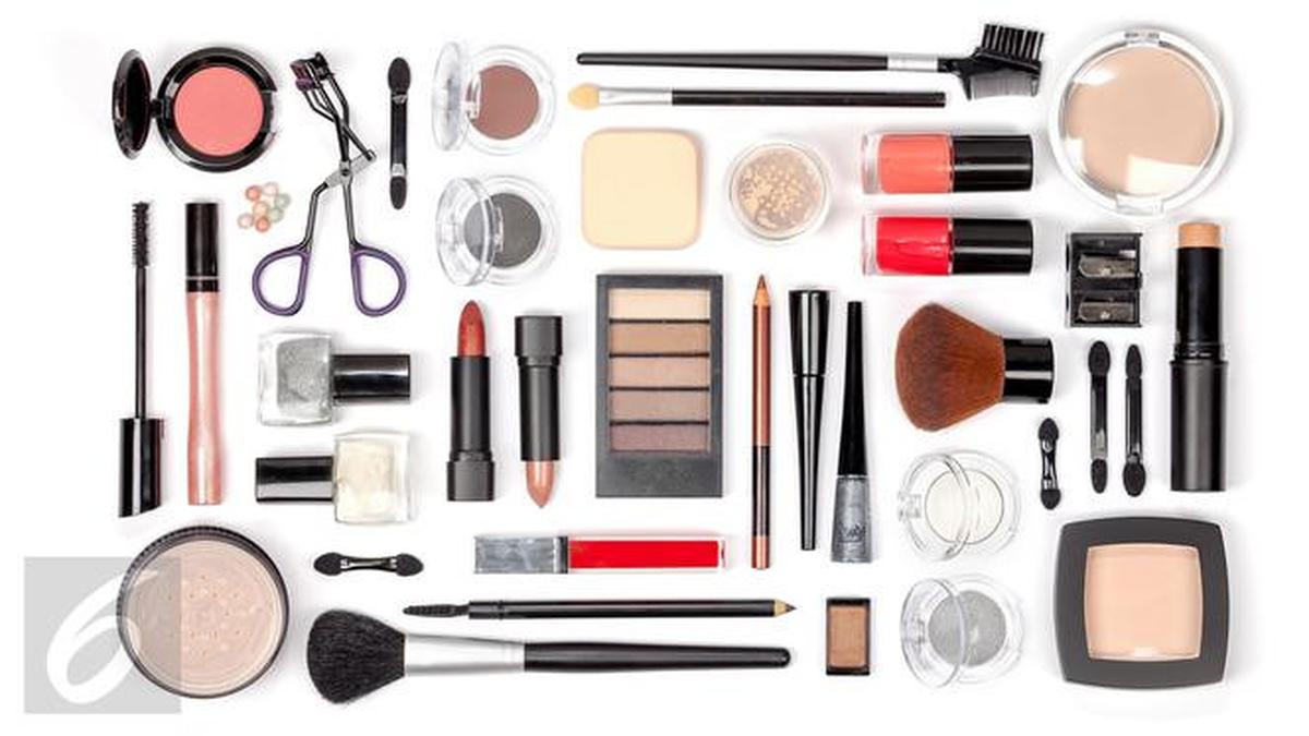 Belanja Makeup Kini Lebih Mudah dan Makin Terjangkau