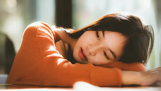 mencintai sewajarnya saja