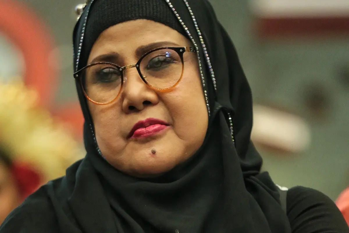 [Bintang] Elvy Sukaesih