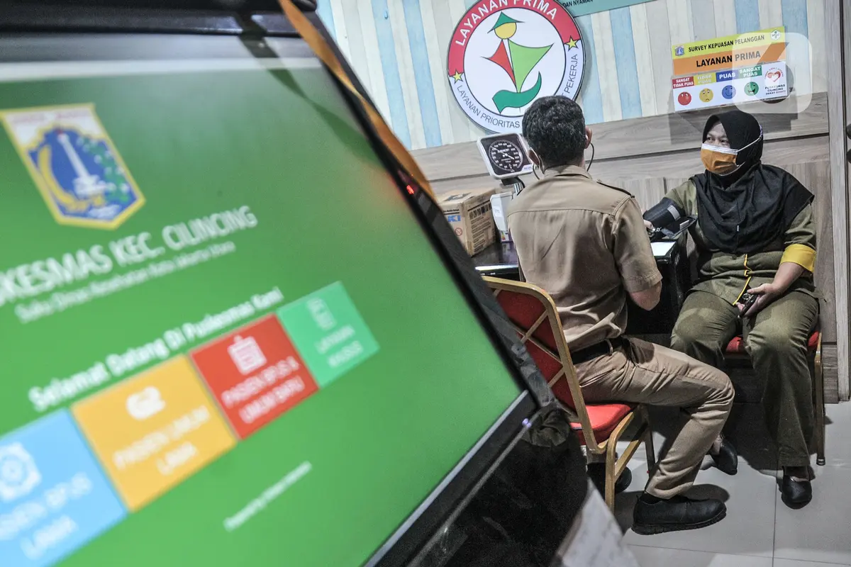 Vaksinasi Dosis Ketiga untuk Tenaga Kesehatan