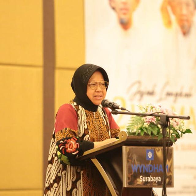 Antusiasnya Risma Nonton Film Jejak Langkah 2 Ulama Muhammadiyah Dan Nu Surabaya Liputan6 Com