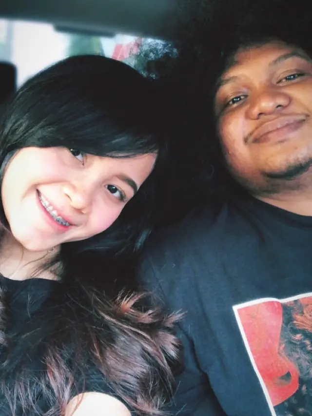 Nantikan Anak Ke-2, Ini 7 Potret Mesra Babe Cabiita dan Istri yang Jarang Tersorot