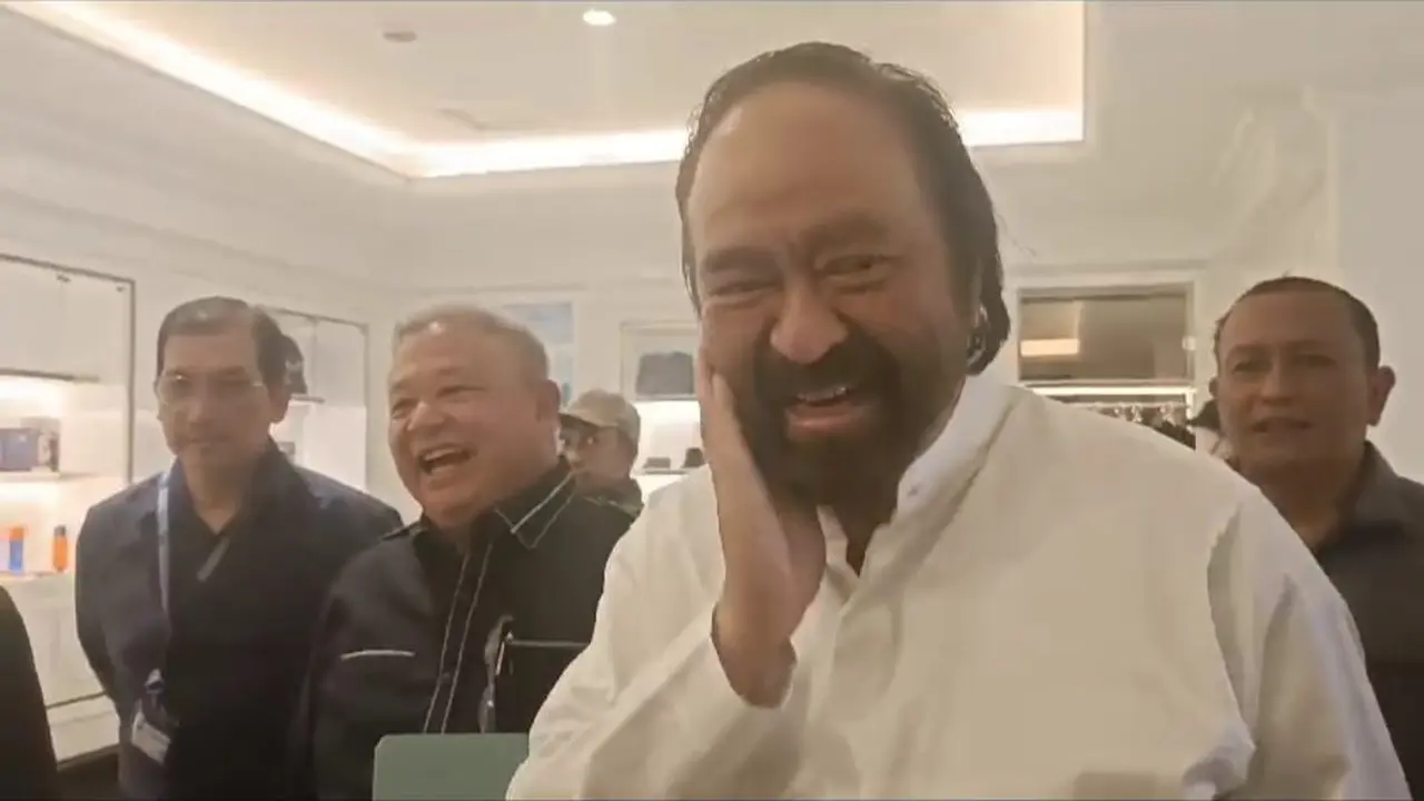 Ketua Umum (Ketum) Partai NasDem Surya Paloh mengaku sempat ditanyai mengenai sosok calon wakil presiden (cawapres) untuk mendampingi bakal calon presiden (Capres) Anies Baswedan oleh Presiden Joko Widodo (Jokowi).