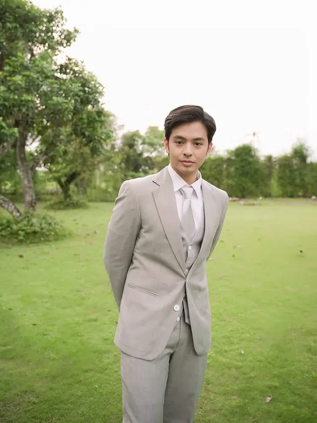 Gaya Klasik Romantis Angga Yunanda dan Shenina Cinnamon Saat Valentine di Lombok