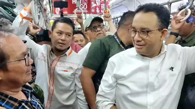 Usai Kampanye di Bogor, Anies Pulang ke Jakarta Bareng Warga Naik KRL -  Pemilu Liputan6.com
