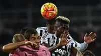 Juventus mengalahkan Palermo, 3-0, pada laga Serie A yang berlangsung di Stadion Renzo Barbera, Palermo, Senin (30/11/2015) dini hari WIB. (AFP/Gabriel Bouys)
