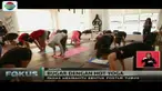 Sesi hot yoga dimulai dengan melakukan pranayama breathing atau latihan pernafasan.
