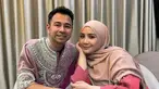 Ibu dari Rafathar dan Rayyanza kian terlihat menawan saat berhijab. Kesan anggun terlihat jelas saat Nagita mengenakan hijab. Tak heran banyak warganet terpesona dengan Nagita. Banyak yang mendoakan Nagita akan terbiasa dengan hijab dan pada nantinya akan terus mengenakan hijab. (Liputan6.com/IG/@raffinagita1717)