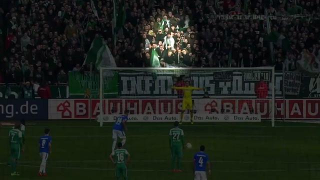 Provokasi Fans Bremen Belum Berhasil Gagalkan Gol Penalti Ini