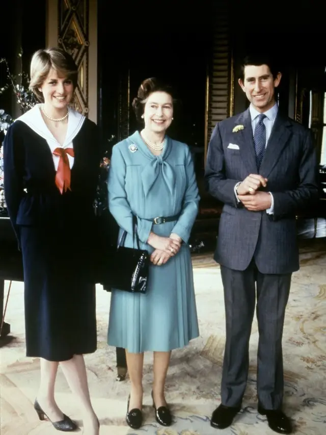 Lady Diana dan Ratu Elizabeth II