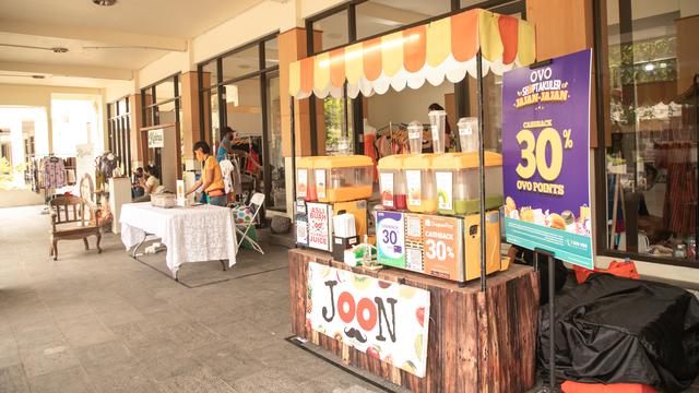Lokapasar food stand - Dokumentasi GWK Cultural Park, Bali