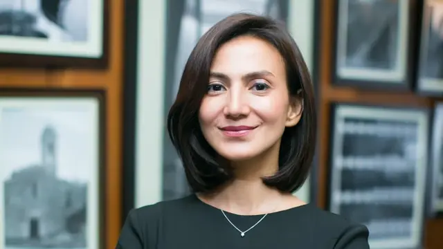 [Bintang] Tak Kalah dengan Lulu Tobing, Ini 8 Foto Wanda Hamidah yang Memesona