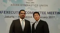 Presiden Asian Gymnastic Union (AGU) Abdul Rahman Al-Shathri (kiri) dan Presiden Federasi Senam Internasional (FIG) Morinari Watanabe menghadiri Executive and Technical Committees Meetings di Jakarta, Sabtu (4/2/2017). (liputan6.com/Risa Kosasih)
