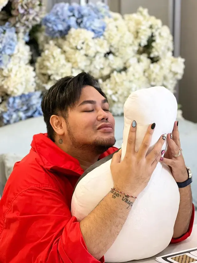 Boneka Baru Ivan Gunawan