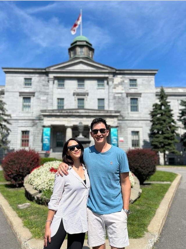 Liburan Mike Lewis dan Janisaa Pradja di Kanada