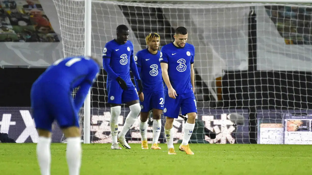 Foto Liga Inggris: Reaksi Skuat Chelsea Usai Kalah Secara Menyakitkan dari Wolverhampton Wanderers