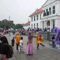 Kota Tua, Jakarta, masih menjadi magnet wisata murah meriah bagi wisatawan. (Liputan6.com/Faizal Fanani)