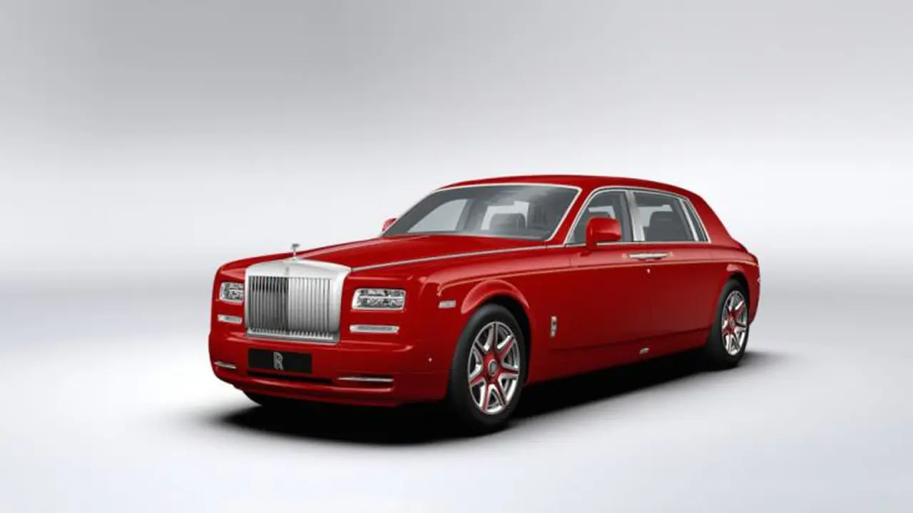 30 Unit Rolls Royce Termahal Ini Jadi Armada Taksi Hotel