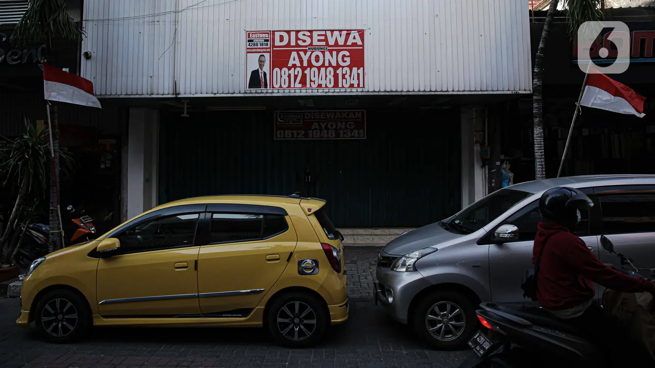 FOTO: Geliat Pasar Baru di Masa PPKM Level 4