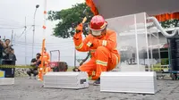Dites Tusuk dan Dibenturkan, Polytron Bongkar Ketahanan Baterai LFP FOX Electric