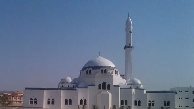 Masjid Al Jum'ah di Madinah Arab Saudi