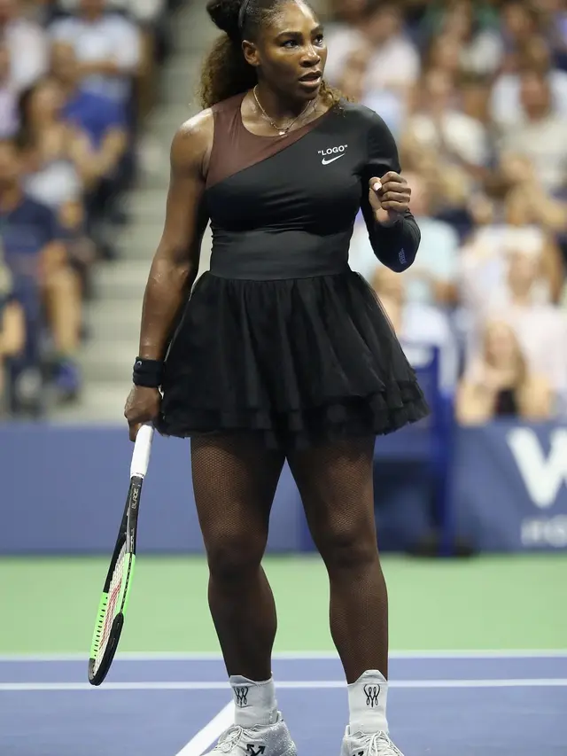 Parade Kostum Tenis Nyentrik Serena Williams