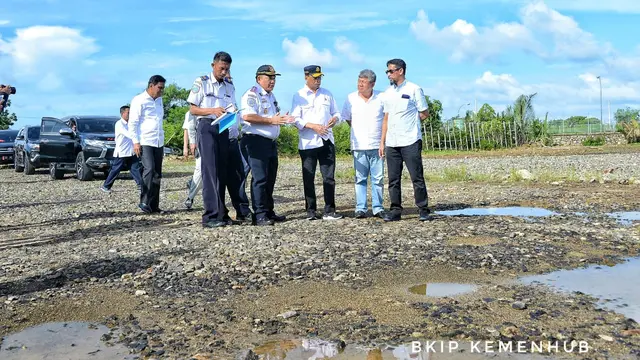 Menhub tinjau pembangunan jalur Kereta Api (KA) Trans Sulawesi