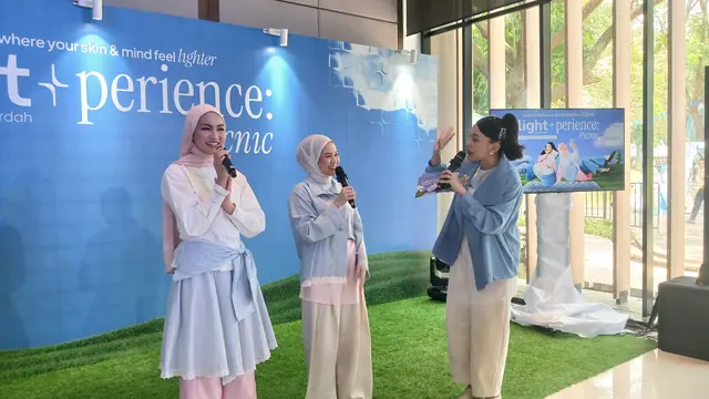 Xaviera Putri, bagikan rutinitas skincare pagi ala dirinya pada Jumat (17/7/2036). (Liputan6.com/Nurri Indah)