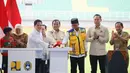 Ketua Umum PSSI, Erick Thohir menyatakan bahwa ke-17 stadion yang direnovasi dan dibangun tersebut sudah dipastikan memenuhi standar melalui pengecekan secara langsung oleh Menteri Koordinator Bidang Infrastruktur dan Pembangunan Kewilayahan Agus Harimurti Yudhoyono. (Foto: Dokumentasi PSSI)