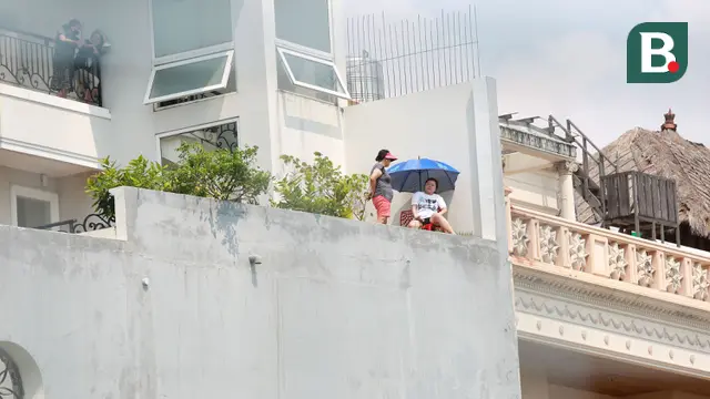 Balap Mobil Formula E: Penonton dari balkon Rumah
