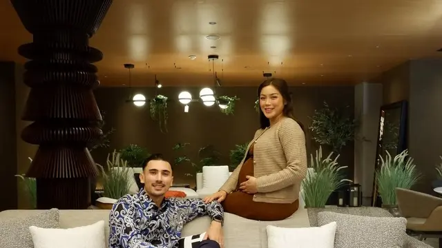 Potret Mesra Vincent Verhaag dan Jessica Iskandar. (instagram/v.andrianto/inijedar)