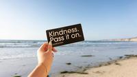 Good person quotes to inspire you to spread kindness to others. (Photo: Mei-Ling Mirow/Unsplash)