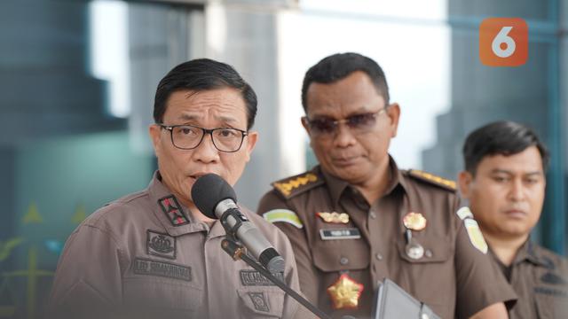 Kepala Kejati Sulsel, Leonard Eben Ezer Simanjuntak meminta para saksi bersikap kooperatif dalam pemeriksaan kasus 'Mafia Tanah' Bendungan Paselloreng, Wajo (Liputan6.com/Eka Hakim)