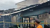 kebakaran di Jalan Abdul Muis Kota Padang, Sumatera Barat, Jumat (2/4/2021). (Liputan6.com/ ist)