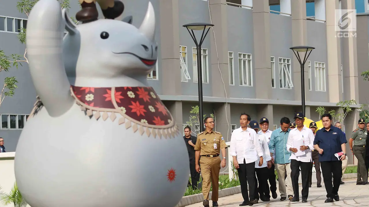 Didampingi Anies Baswedan, Jokowi Tinjau Wisma Altet