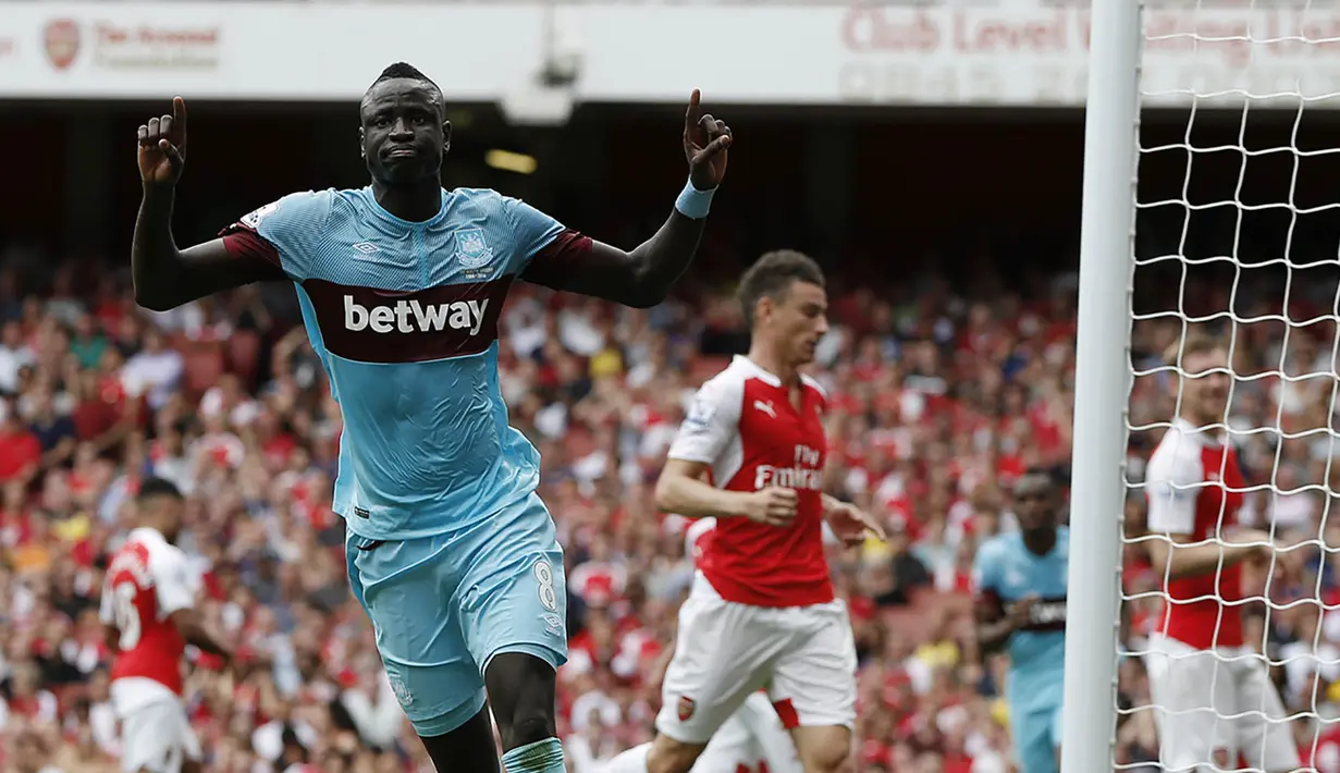 5. Cheikhou Kouyate (West Ham) - Senegal. (AFP/Adrian Dennis)