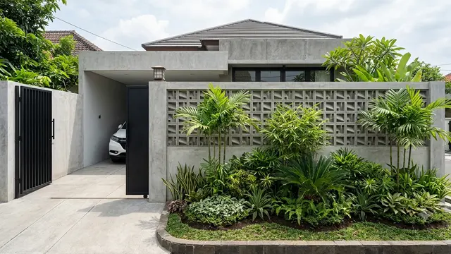 Pagar Roster Beton Ekspos untuk Rumah Minimalis. Gemini