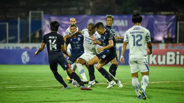 Foto: Dramatis, Bruno Cantanhede Bawa Persib Bandung Taklukkan Arema FC di BRI Liga 1