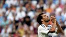Penyerang Real Madrid Ruud Van Nistelrooy tampil pada pertandingan Liga Spanyol melawan Villareal di Stadium Santiago Bernabeu, Spanyol, Minggu (27/8/2006). (AFP)
