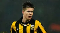 Chelsea Tolak Pinjamkan Van Ginkel ke Ajax