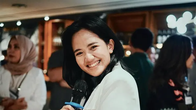 6 Potret Terbaru Zahra Idola Cilik Aktif Jadi Pembicara, Berprestasi di Usia Muda