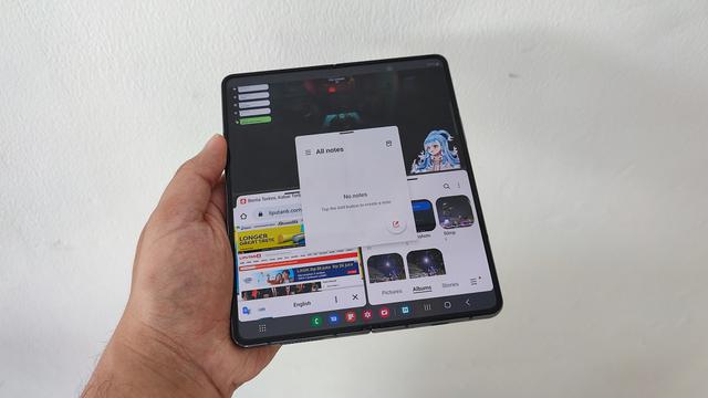 Samsung Galaxy Z Fold4 5G (Liputan6.com/Giovani Dio Prasasti)