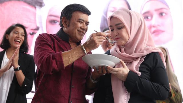 Pisah Di Sinetron Rhoma Irama Dan Ricca Rachim Tak Jadi Suami Istri