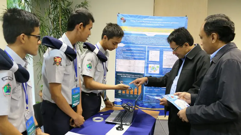 USBI Selenggarakan USBI Science and Technology Competition 2014