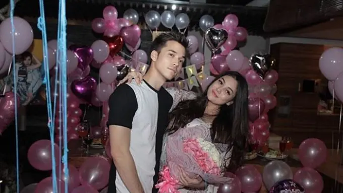[Bintang] Celine Evangelista dan Stefan William
