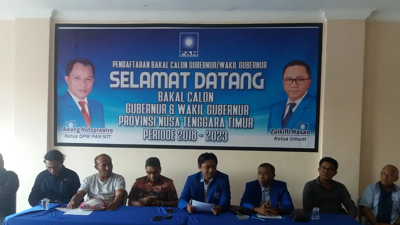Wakil Ketua DPW PAN NTT, Emanuel Pasar 